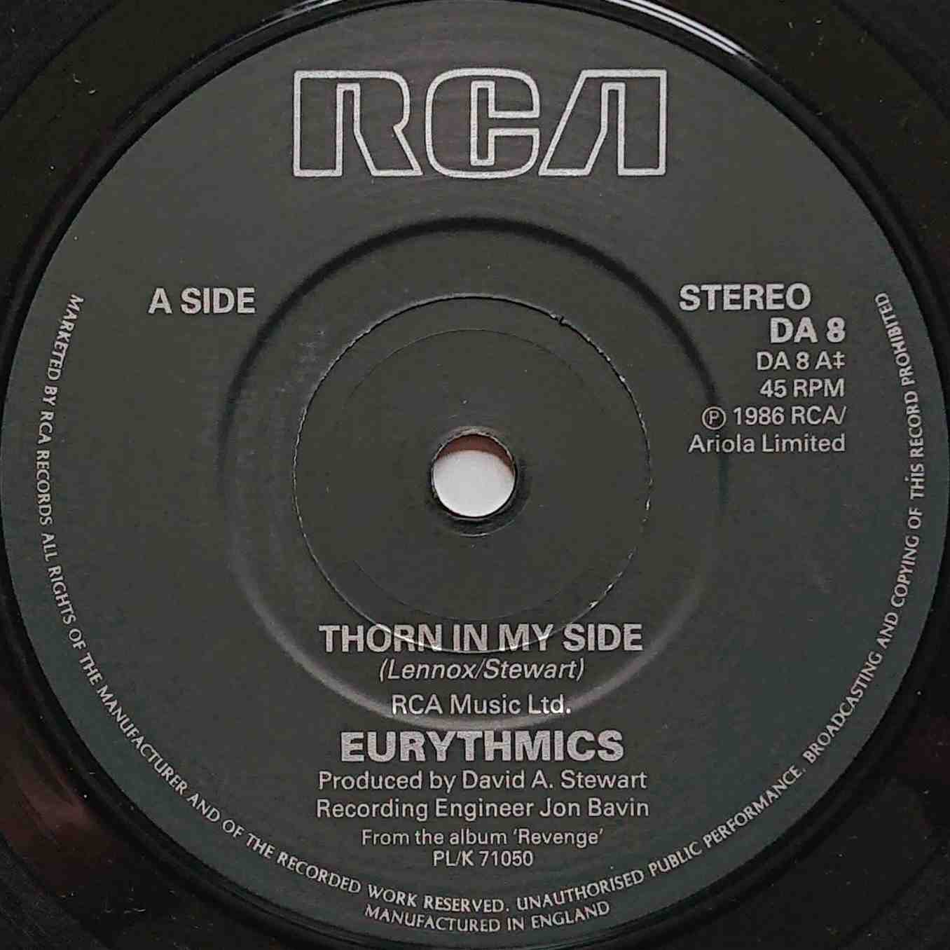 DA 8 Thorn in my side Eurythmics  Label